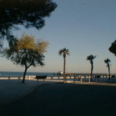 Renove Centre Moulleau Avec Balcon Et Parking - Fr-1-374-159 Apartment Arcachon