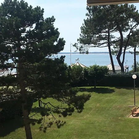 Apartamento Rénové Centre Moulleau Avec Balcon Et Parking - Fr-1-374-159 Arcachón