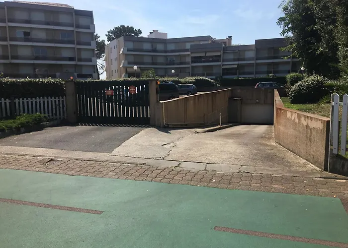 Apartment Renove Centre Moulleau Avec Balcon Et Parking - Fr-1-374-159 Arcachon